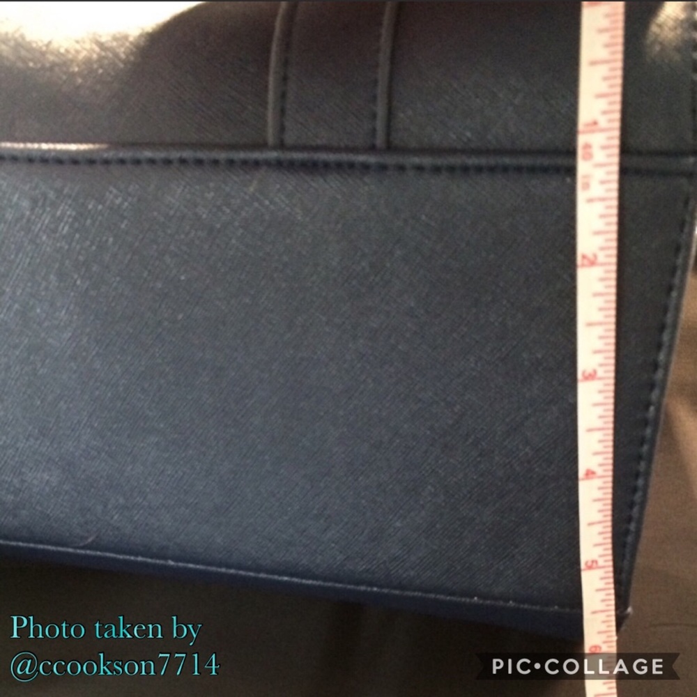 Boutique-Tracy Negoshian navy blue zip top satchel - Picture 7 of 8